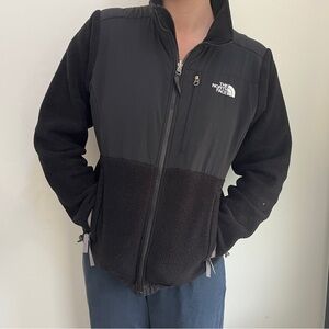 The North Face Women’s Black Zip-up